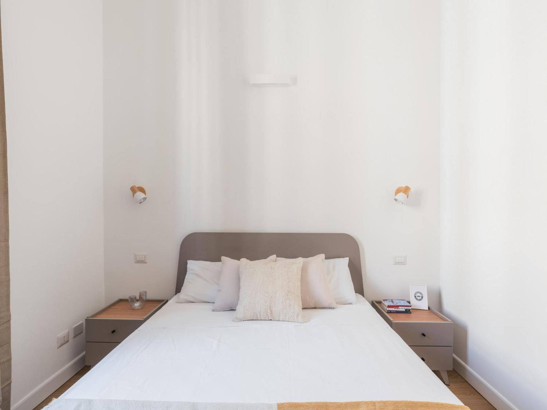 The Rent - Bright Two-bedroom Between Prati And San Pietro Apartment *