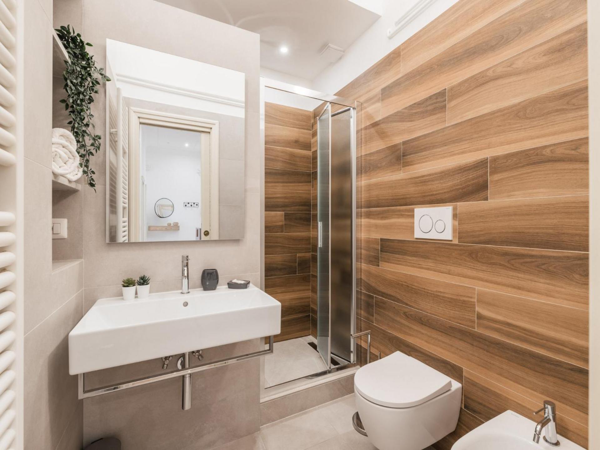 The Rent - Bright Two-bedroom Between Prati And San Pietro Apartment Rom